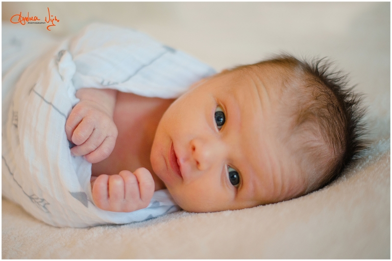 KC newborn lifestyle photography
In home newborn session