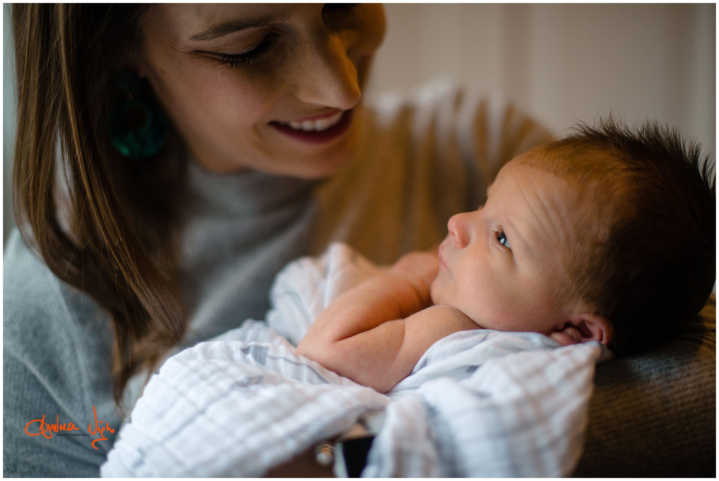 KC newborn lifestyle photography
In home newborn session