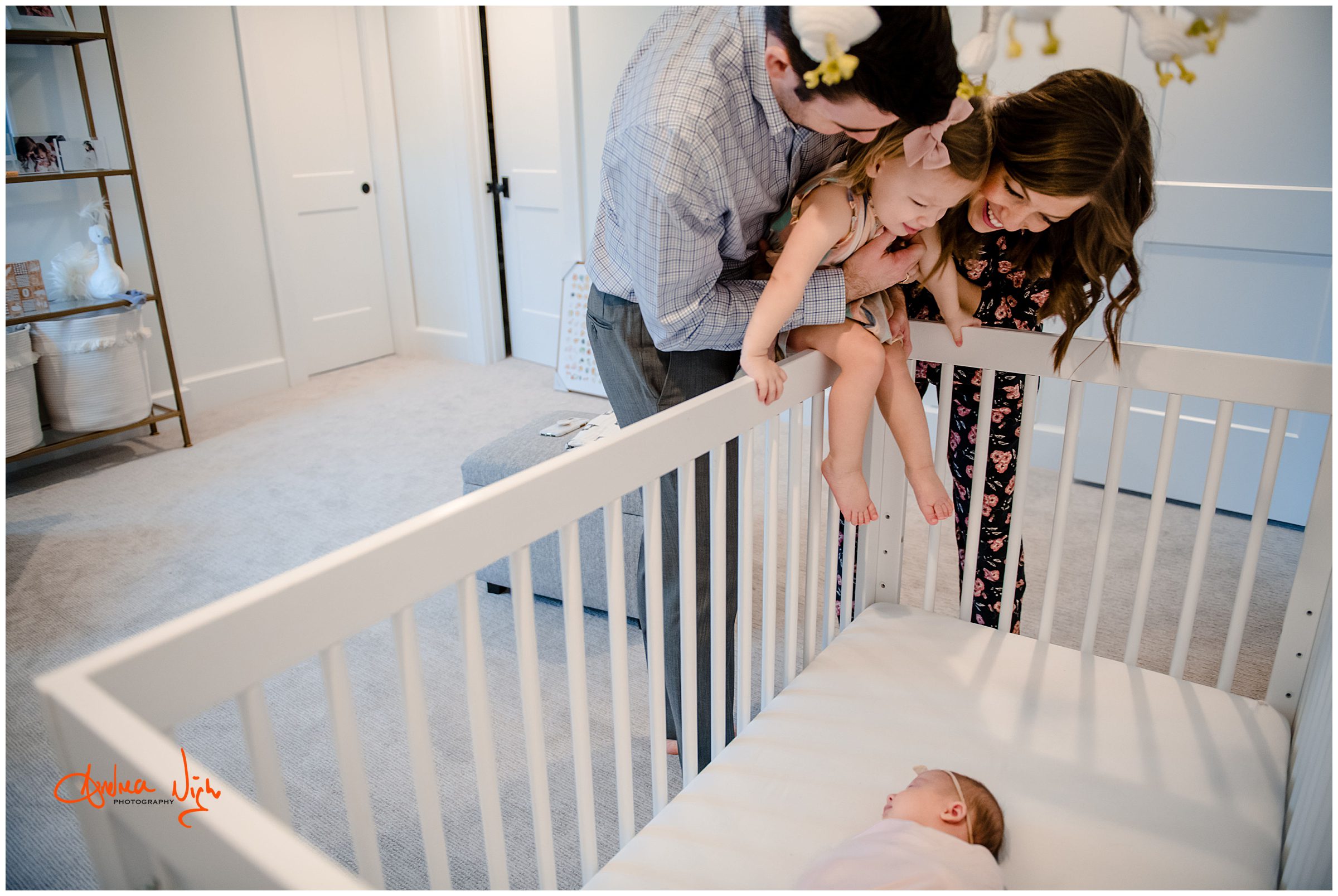 Leawood newborn photographer