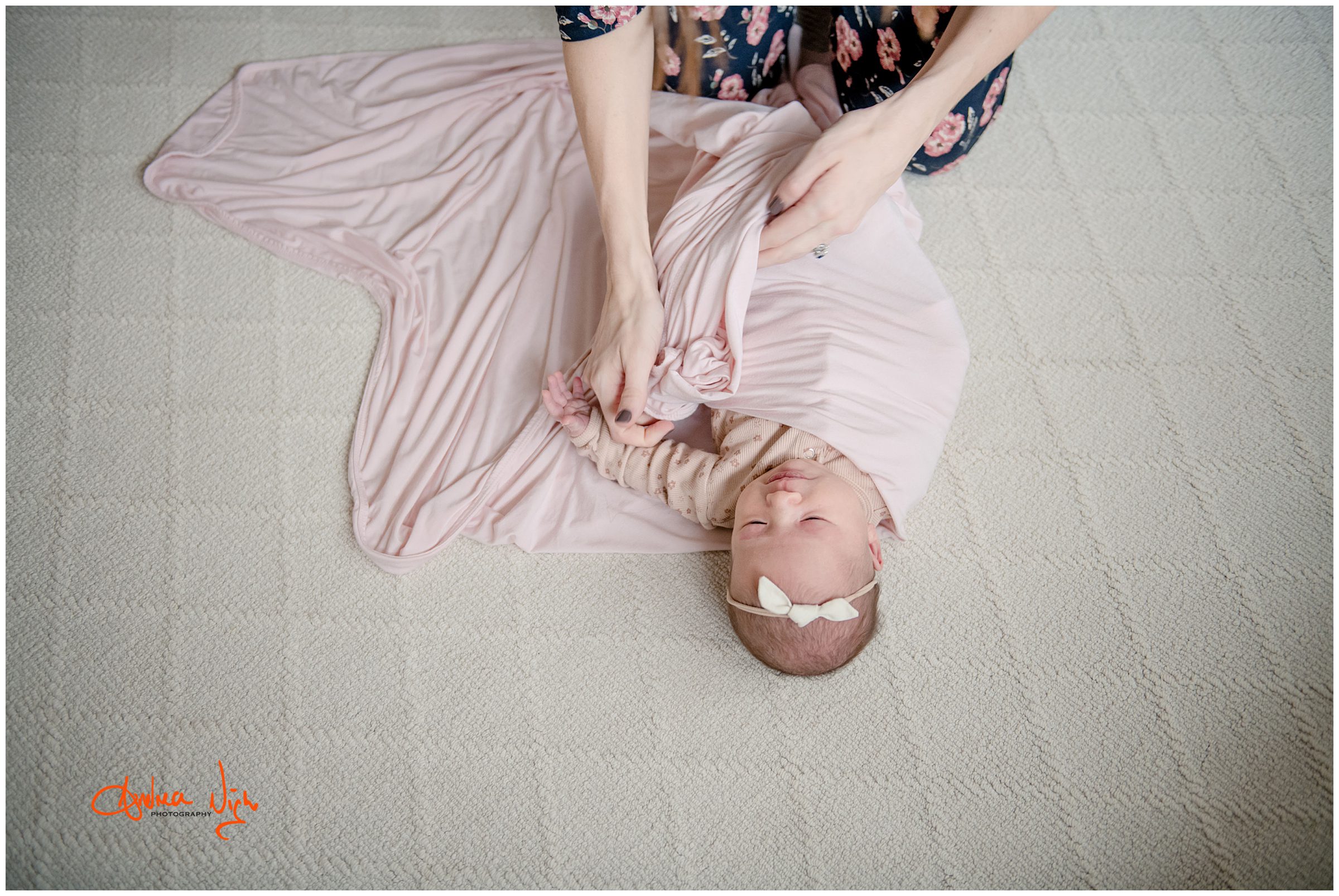 Leawood newborn photographer