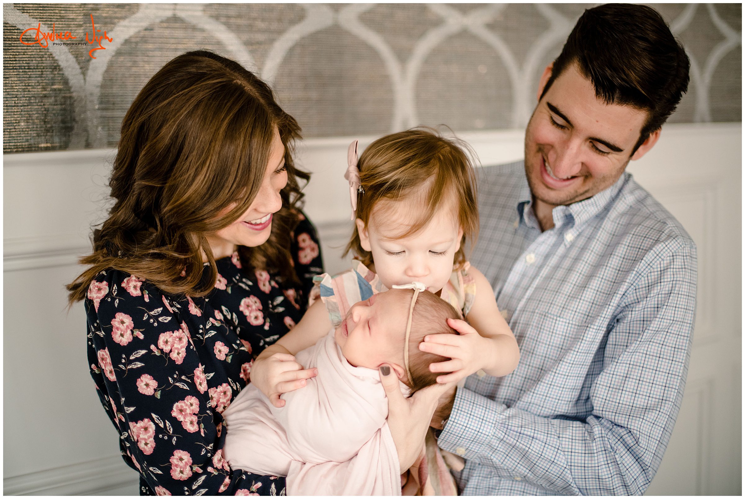 Leawood newborn photographer