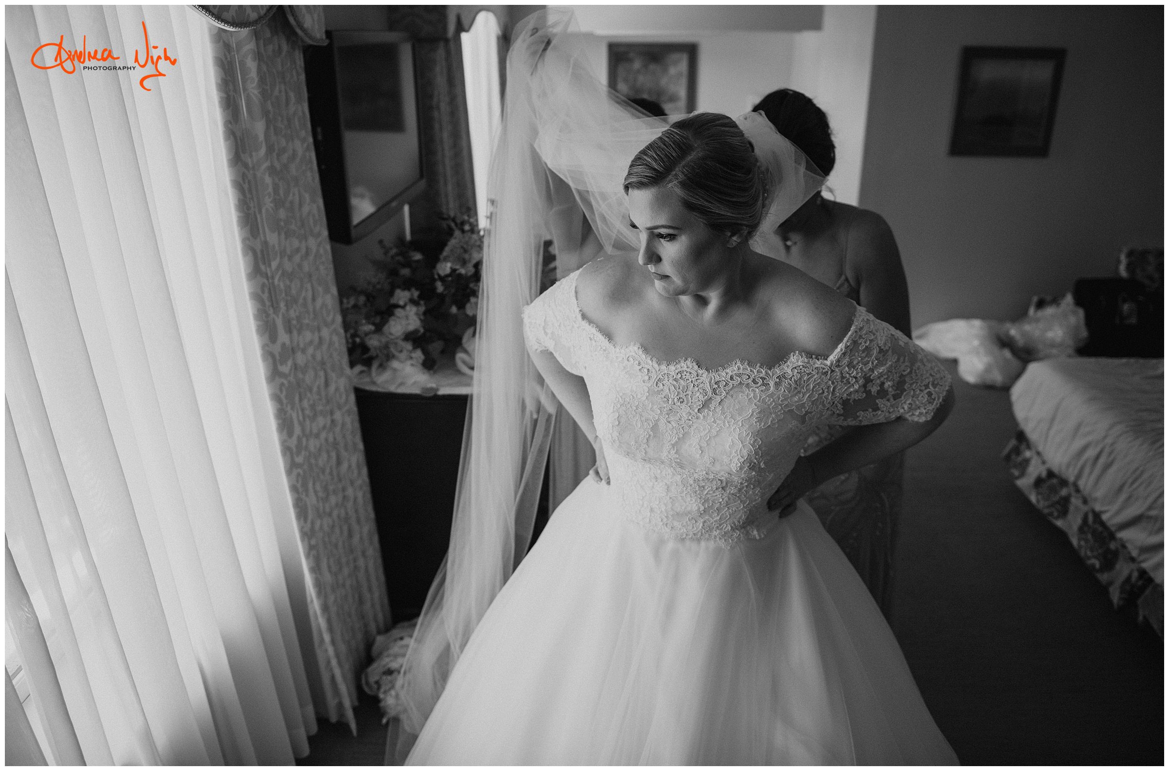 The Elms Hotel and Spa wedding, KC wedding photographer, getting ready photos