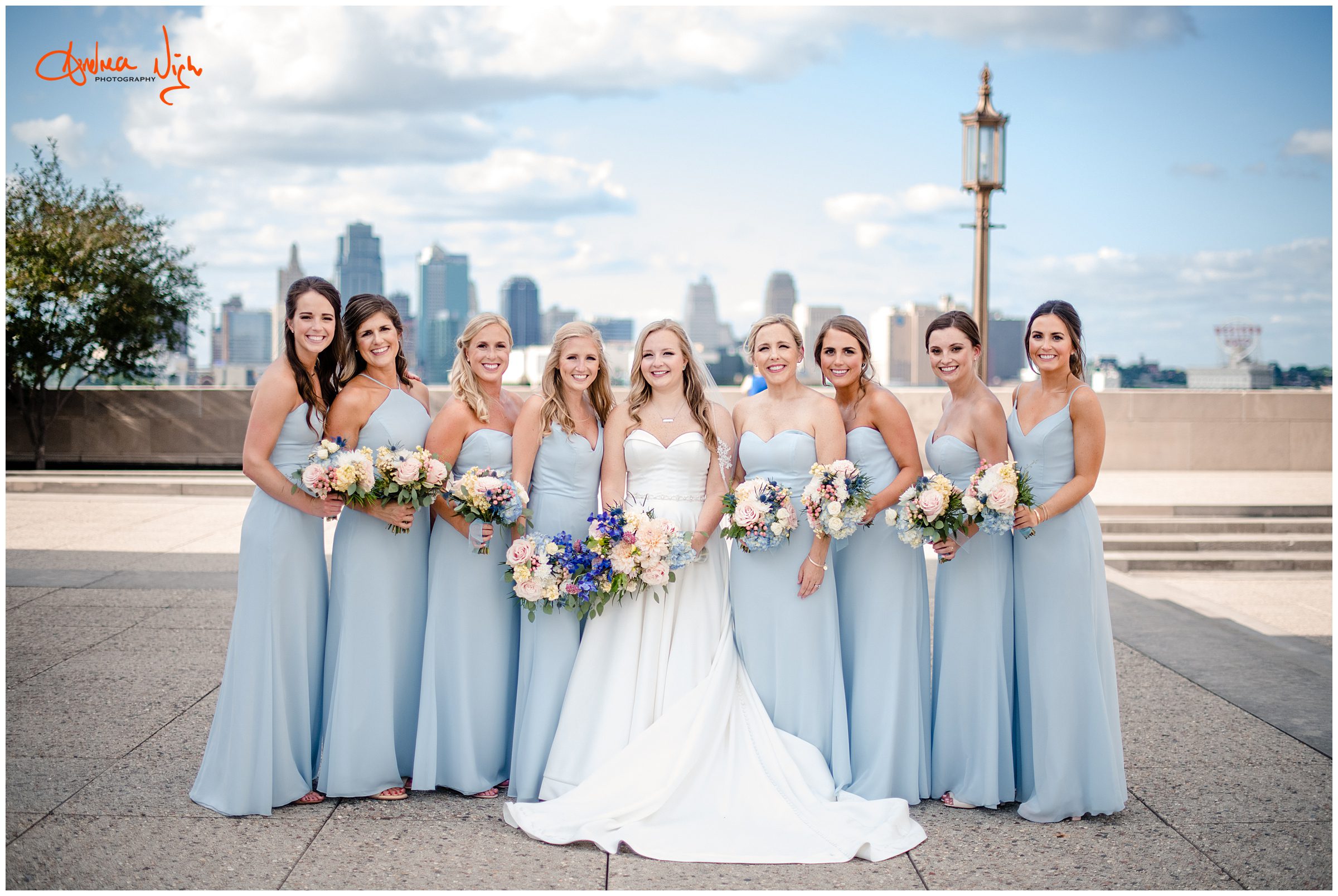 Hallbrook Country Club wedding
Liberty Memorial 