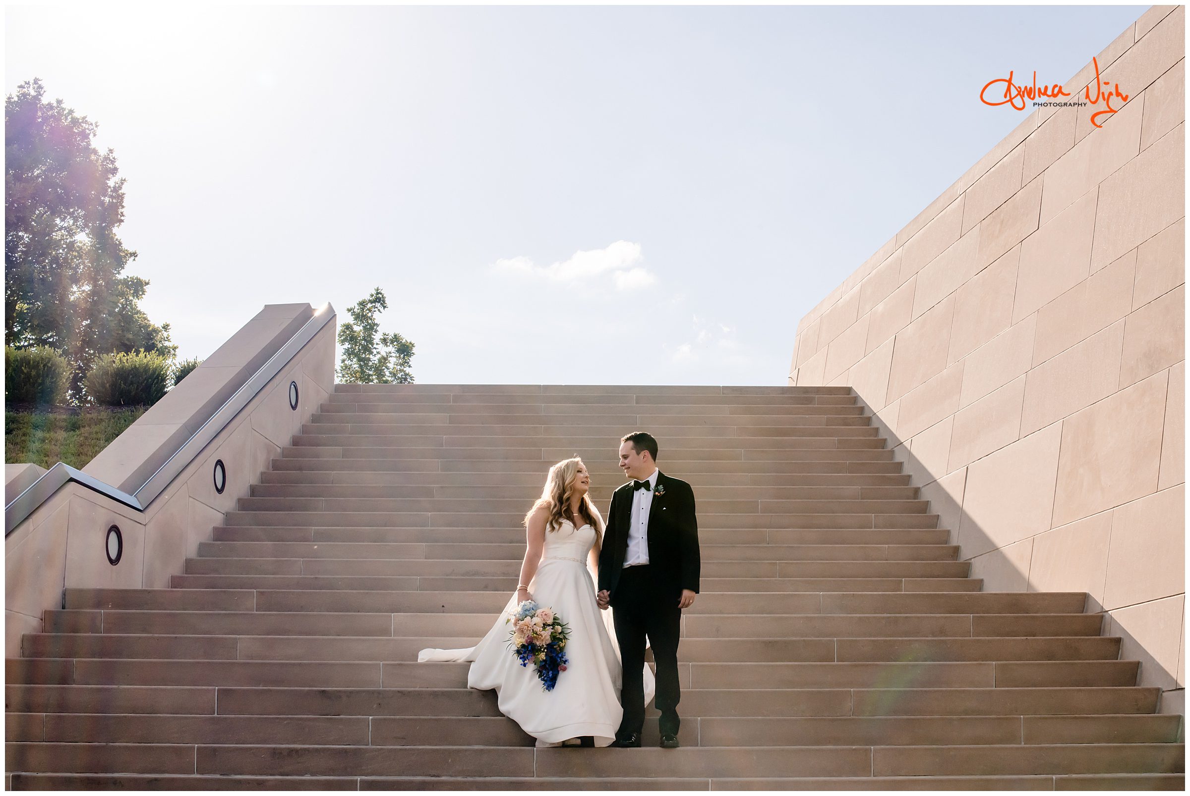 Hallbrook Country Club wedding
Liberty Memorial 