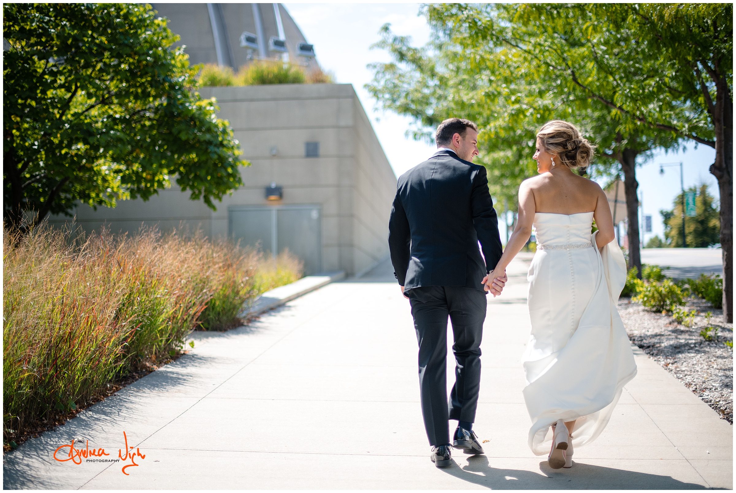 Downtown KC Marriott wedding, Brancato