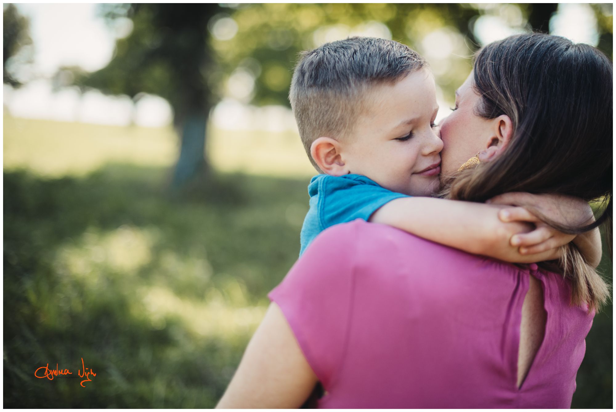 Shawnee Mission park family session