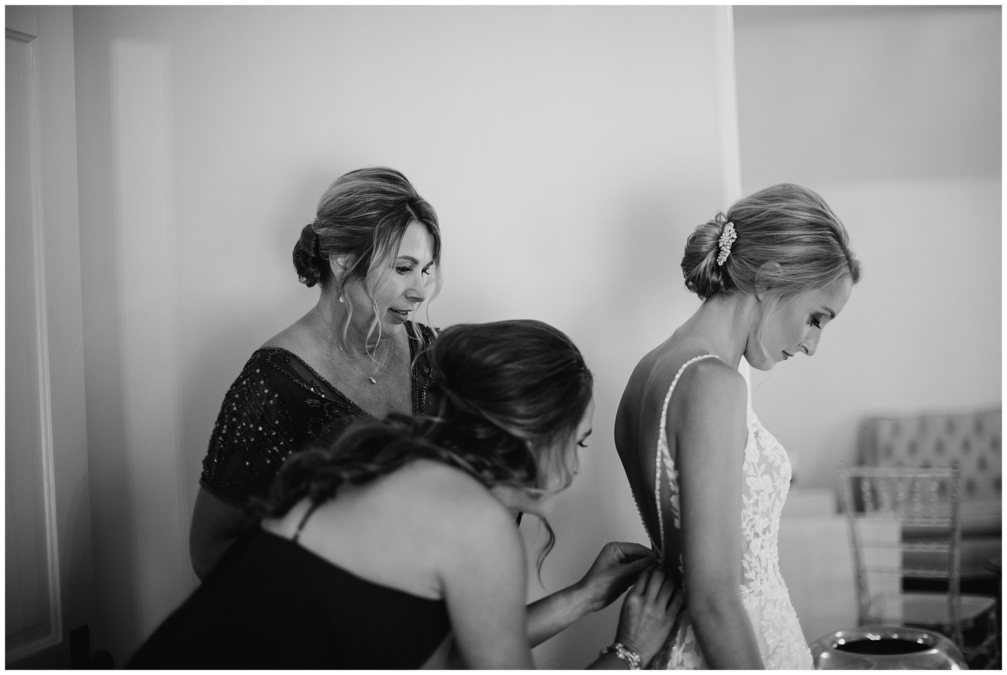 Hawthorne House wedding - Delaney and Will