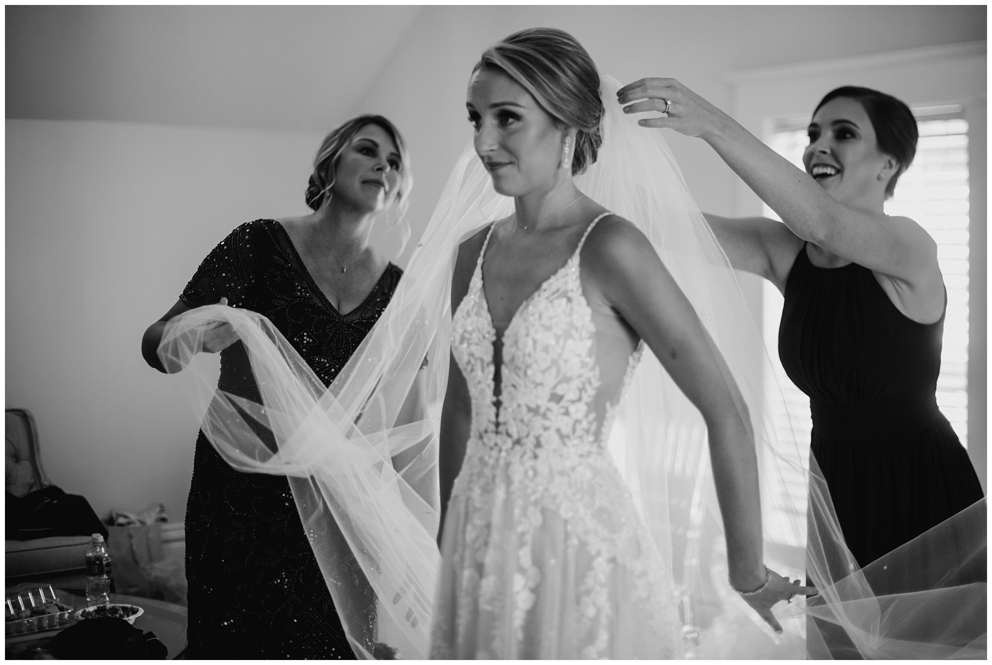 Hawthorne House wedding - Delaney and Will