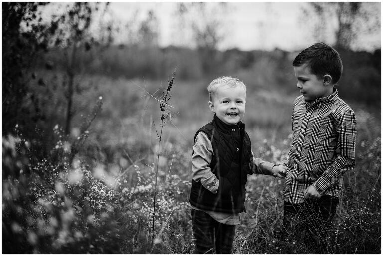 Shawnee Mission Park family portraits - Moeder family