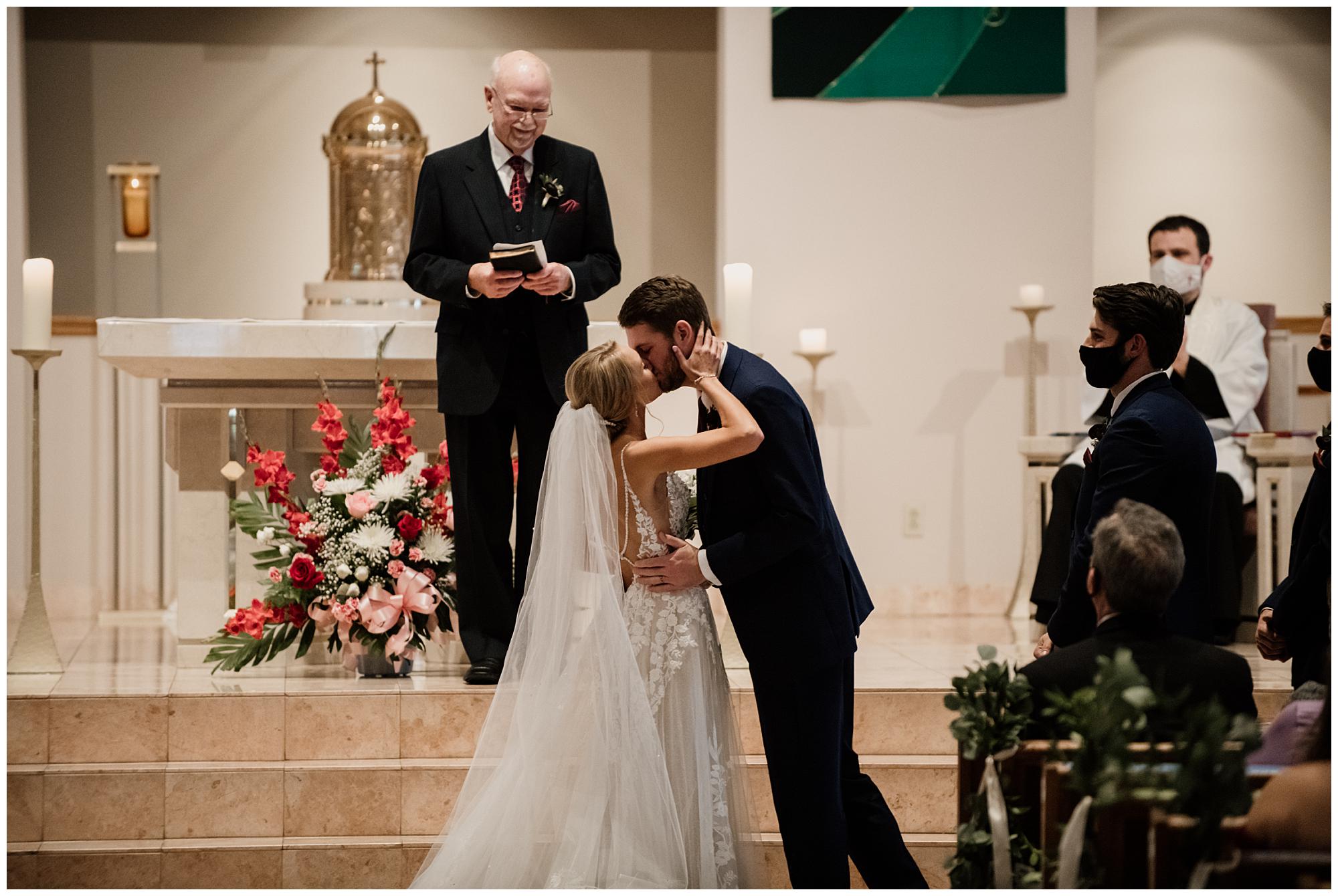 Hawthorne House wedding - Delaney and Will