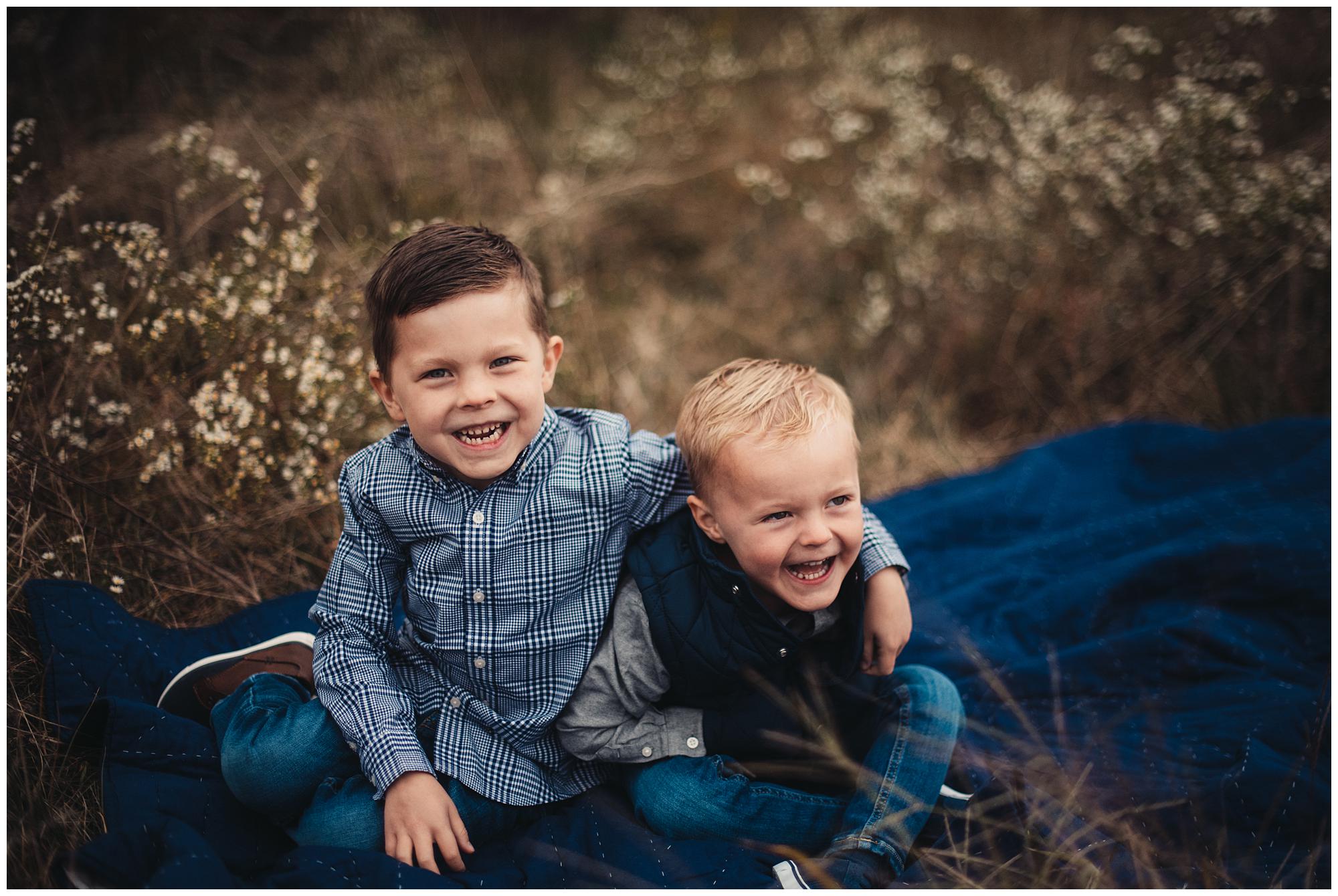 Shawnee Mission Park family portraits - Moeder family
