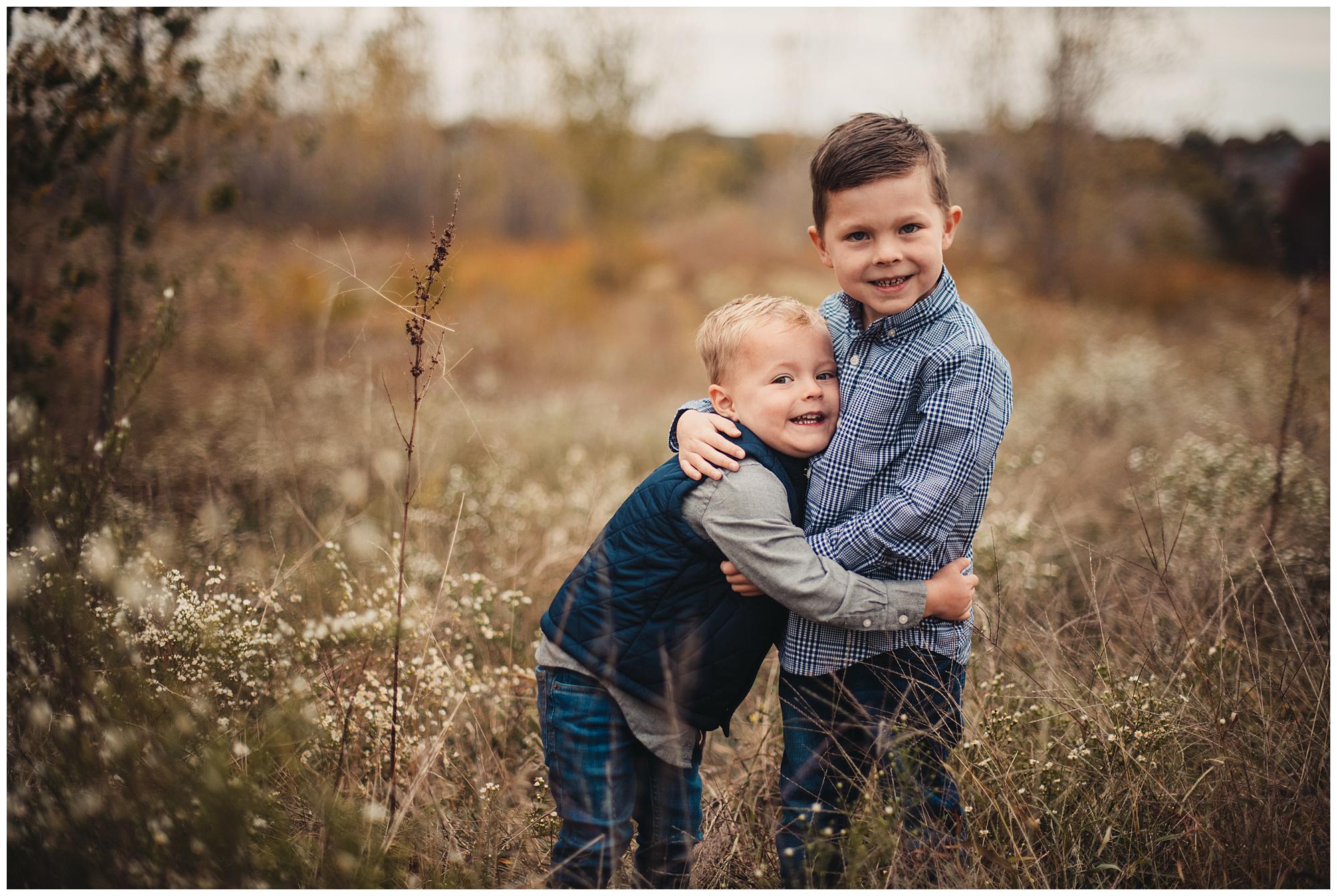 Shawnee Mission Park family portraits - Moeder family