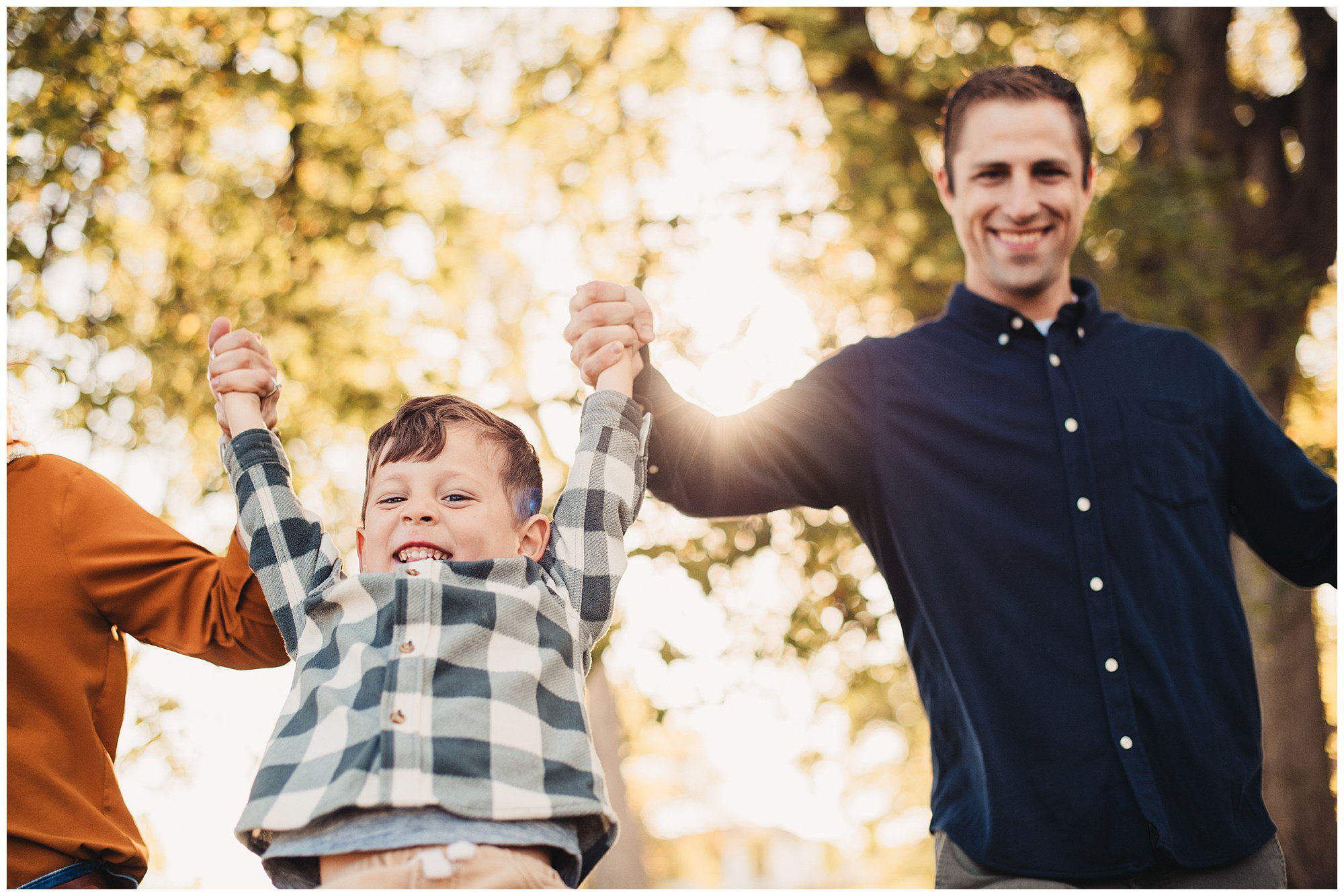 Playfull family photography at Meadowbrook park